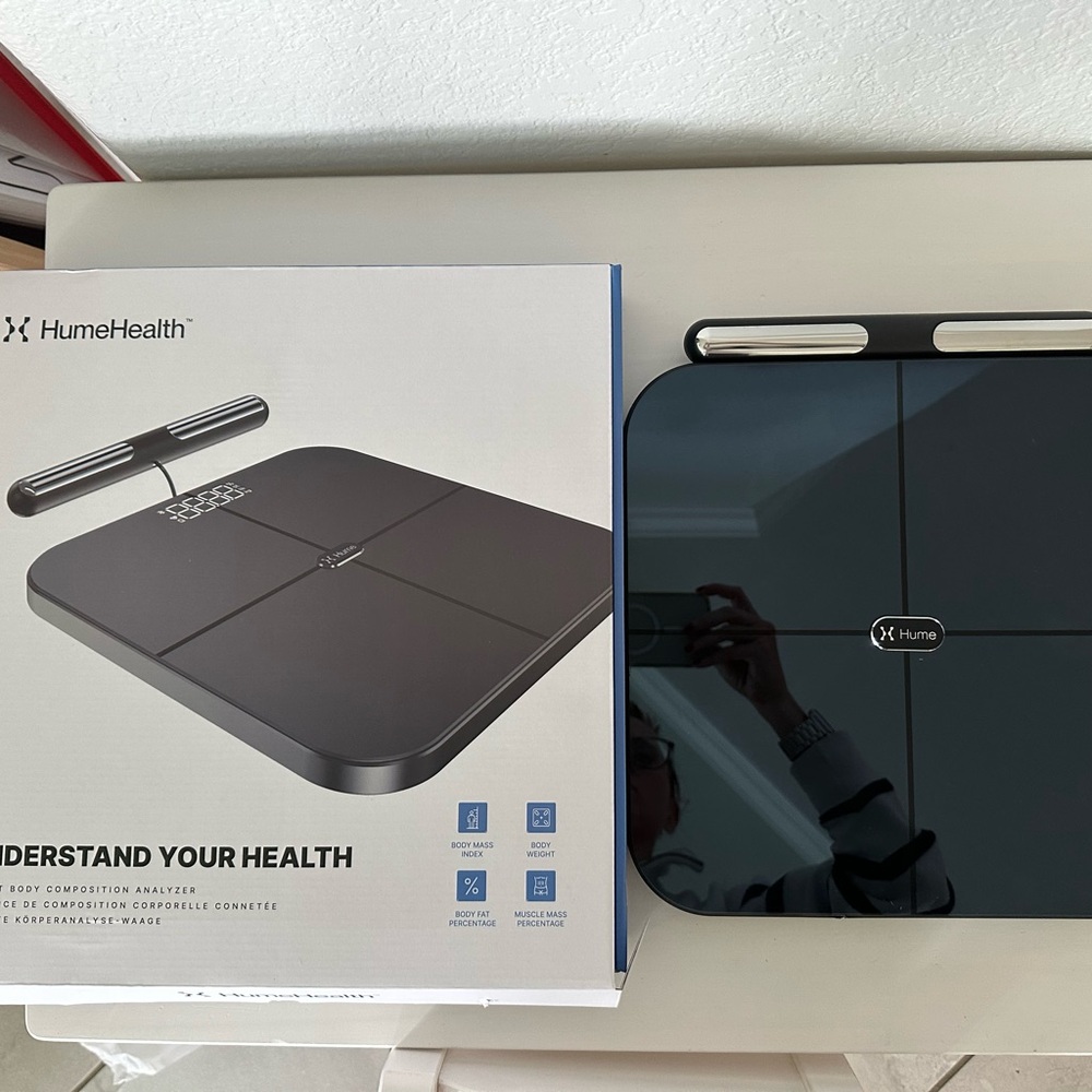 Hume Body Pod Black Smart Scale